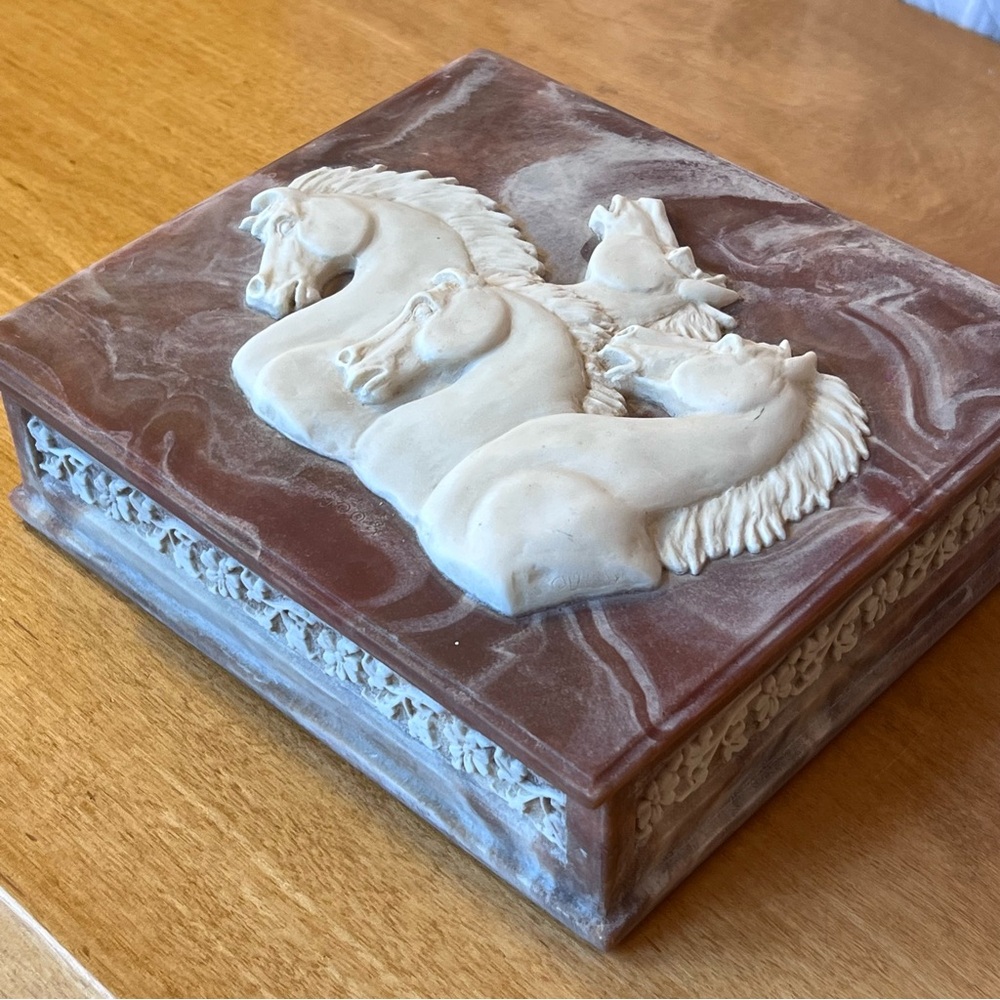 RARE INCOLAY - Elegant Brown and Cream Horse Relief Art Box